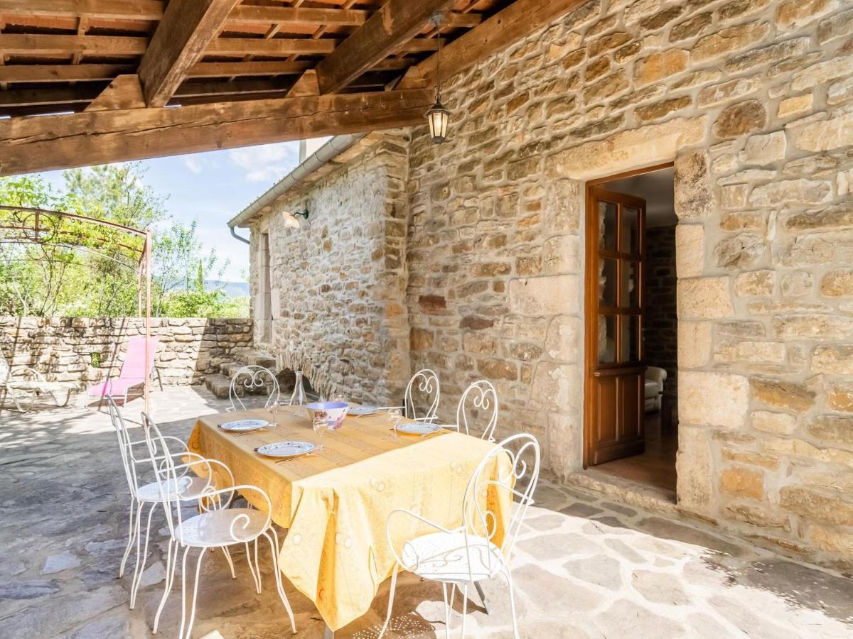 Classy Holiday Home In Les Vans With Pool Chambonas Extérieur photo