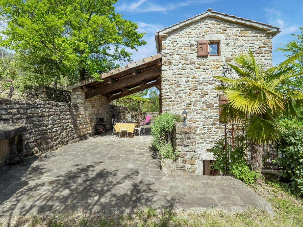 Classy Holiday Home In Les Vans With Pool Chambonas Extérieur photo