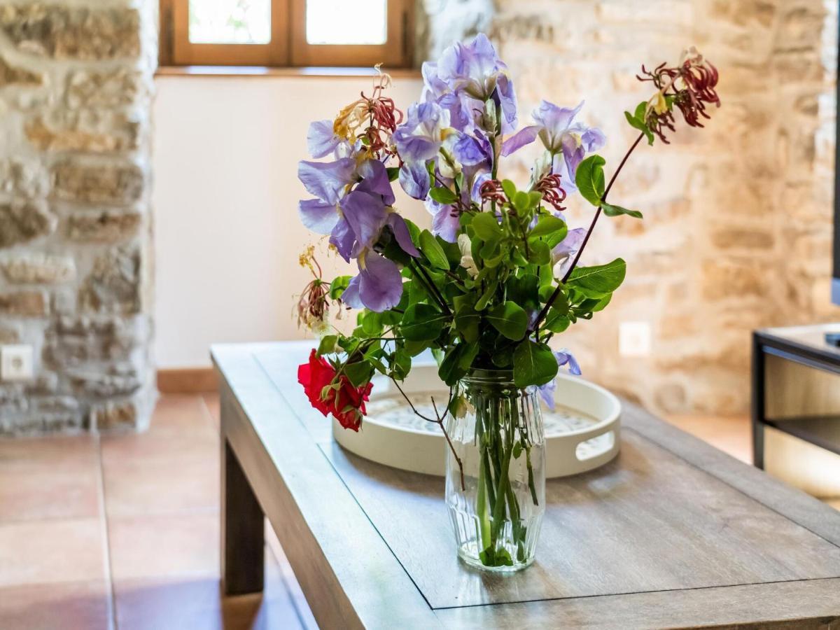 Classy Holiday Home In Les Vans With Pool Chambonas Extérieur photo
